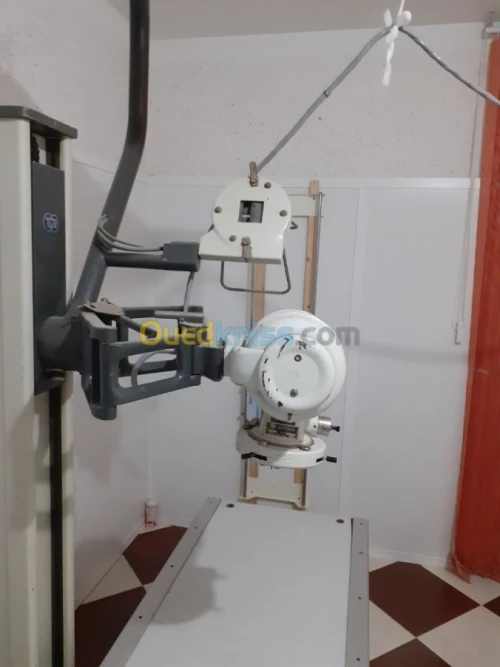 Unité de radiologie marque TUR 100MA
