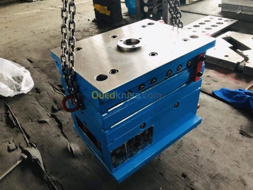 machine d injection plastique