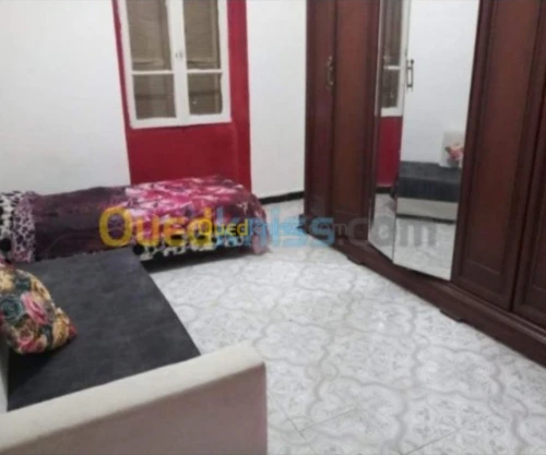 Cherche location Appartement F3 Alger Alger centre