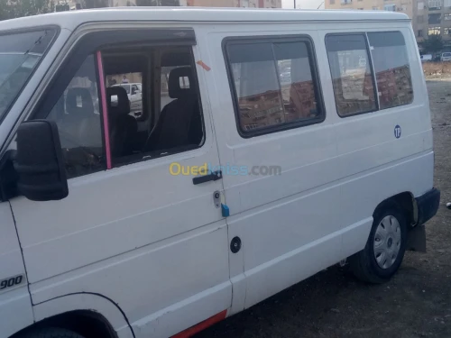 renault trafic moteur r25