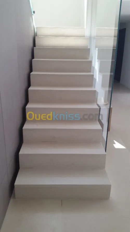 Ponçage& Lustrage,Dalle de sol,