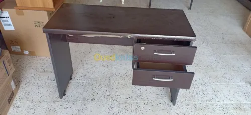 Bureau avec 2 terroirs