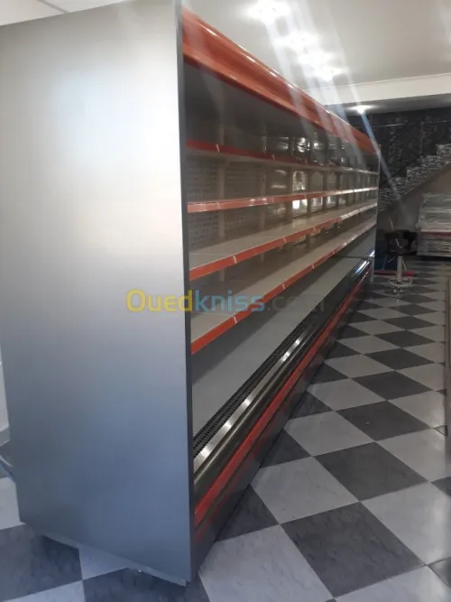 Vitrines murales libre-service 