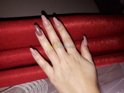 Onglerie à domicile 