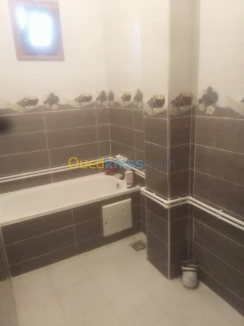 Vente Niveau De Villa F3 Ain defla Ain defla