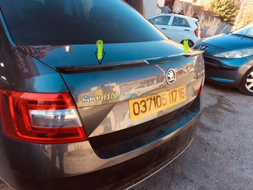 Becquet arriére SKODA OCTAVIA 