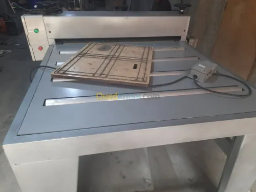 Machine de découpe onix  