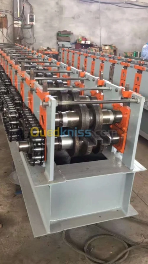 Vente de machines de Profileuse  pour 