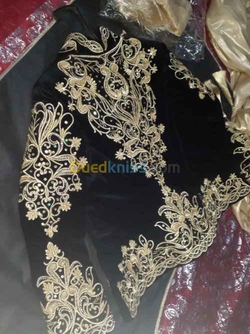 Karakou majboud 