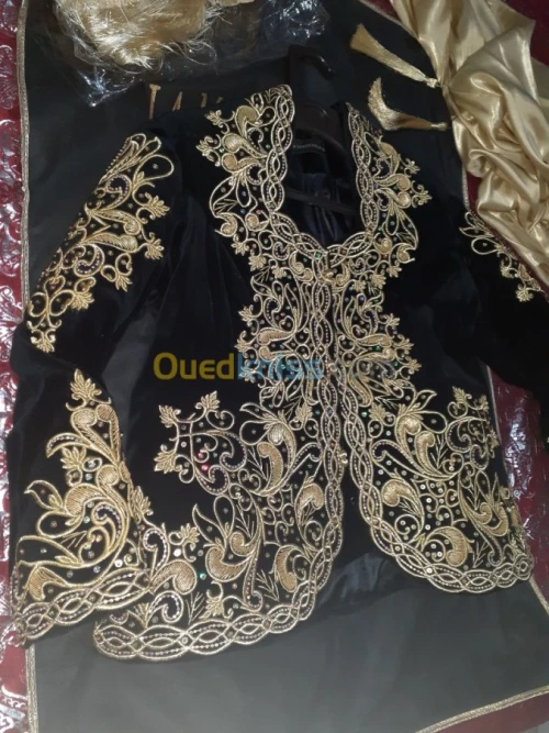 Karakou majboud 