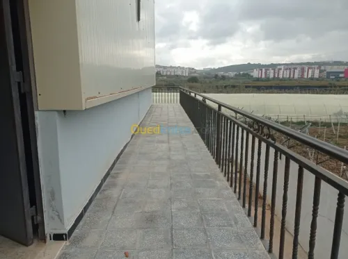 Location Hangar Alger Zeralda