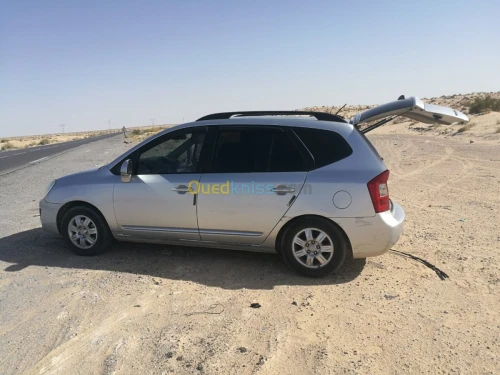Kia Carens 2010 