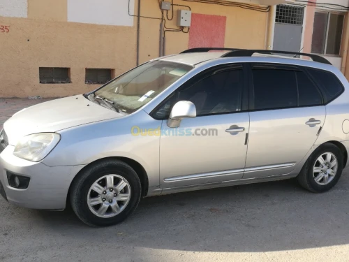 Kia Carens 2010 