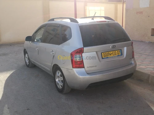 Kia Carens 2010 