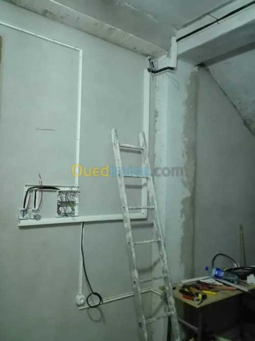 Électricien général 