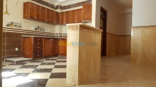 Location Niveau De Villa F4 Tipaza Kolea