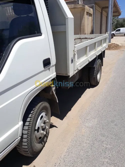 Location camion benne et engins 