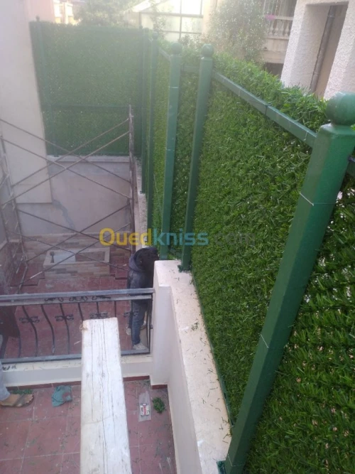 Brise vu ( clôture en grillage gazonn)