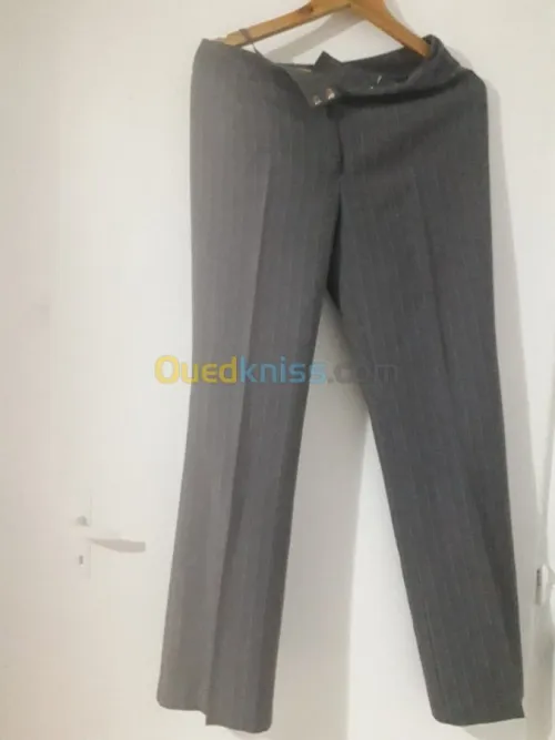 Ensemble pantalon et vestes 