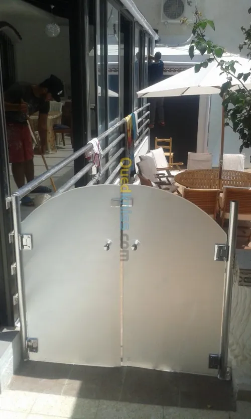 Menuisier aluminium 