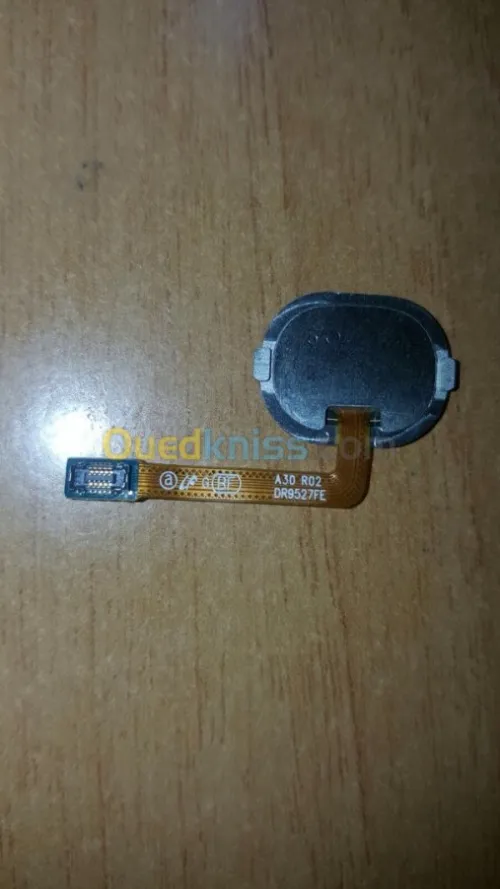 Les pieces de samsung a30