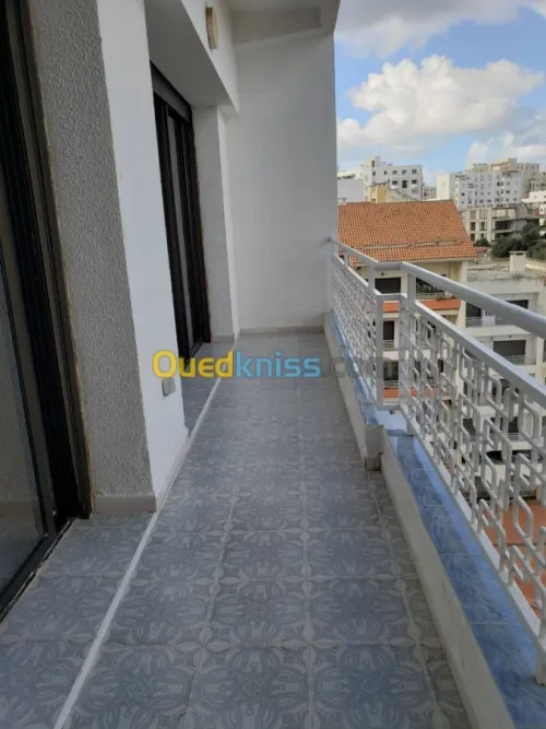 Location Appartement F4 Alger Ben aknoun