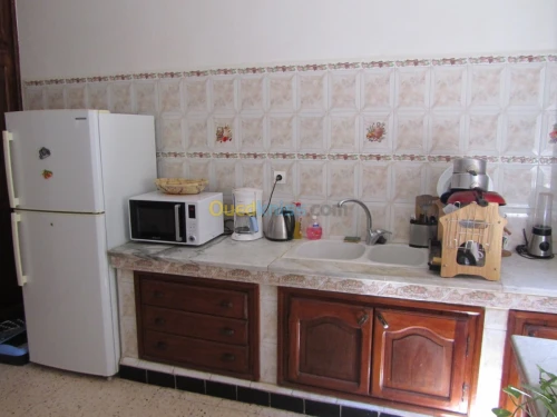 Location vacances Niveau De Villa F3 Alger Dely brahim