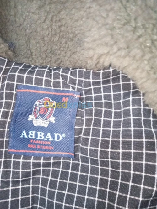 VESTE D'HIVER TAILLE M,L MADE IN TURK