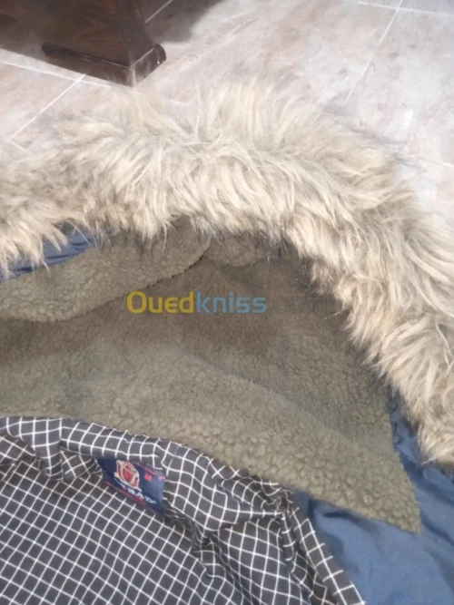 VESTE D'HIVER TAILLE M,L MADE IN TURK