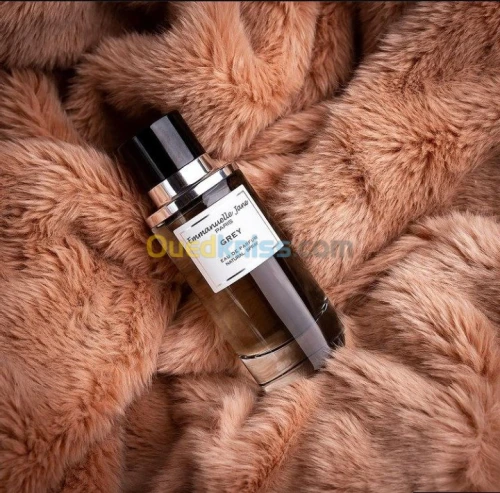 Emmanuelle Jane Paris 