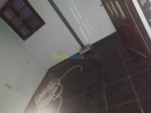 Location Niveau De Villa F8 Saida Saida