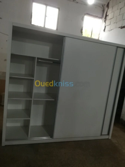 Armoire coulissantes.. Sur commande 