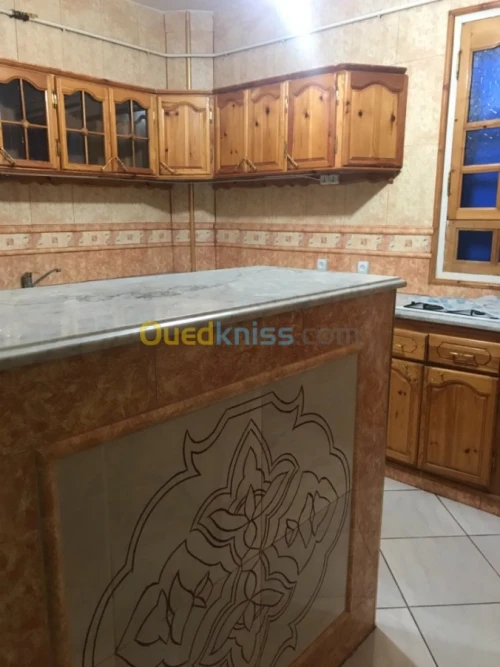 Location Appartement F4 Batna Batna