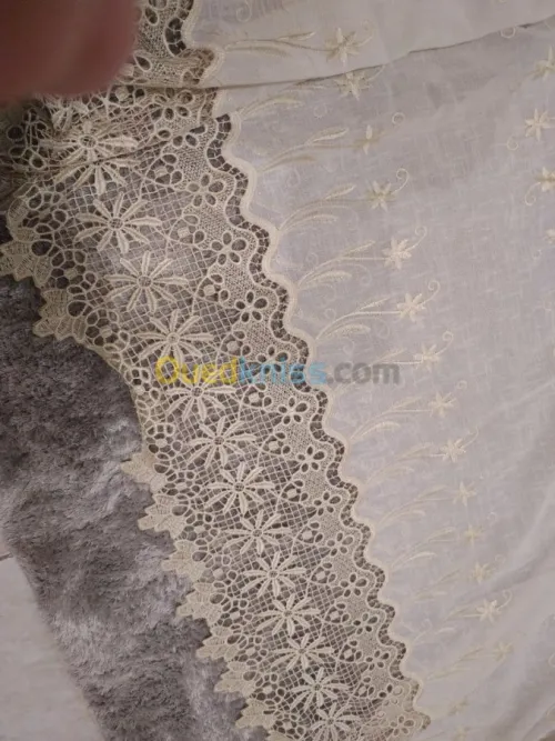 Stores à liquider bon prix