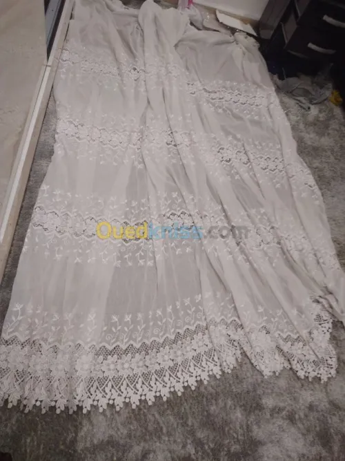 Stores à liquider bon prix