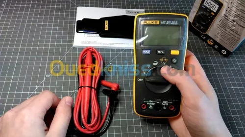 Multimètre numérique compact Fluke 107
