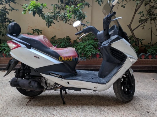 SYM Joyride 200i evo