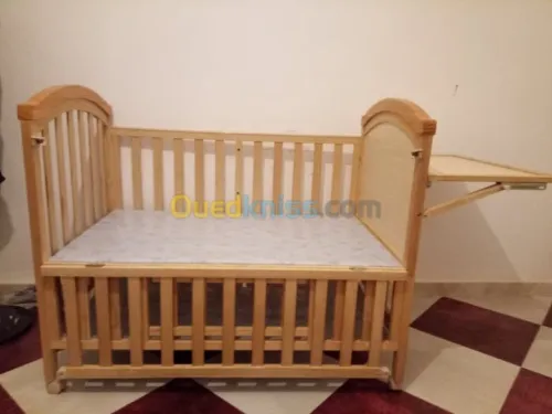 Lit pour bébé دوح أطفال