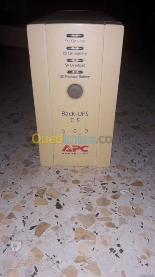 Onduleur apc back up usa Cs 500