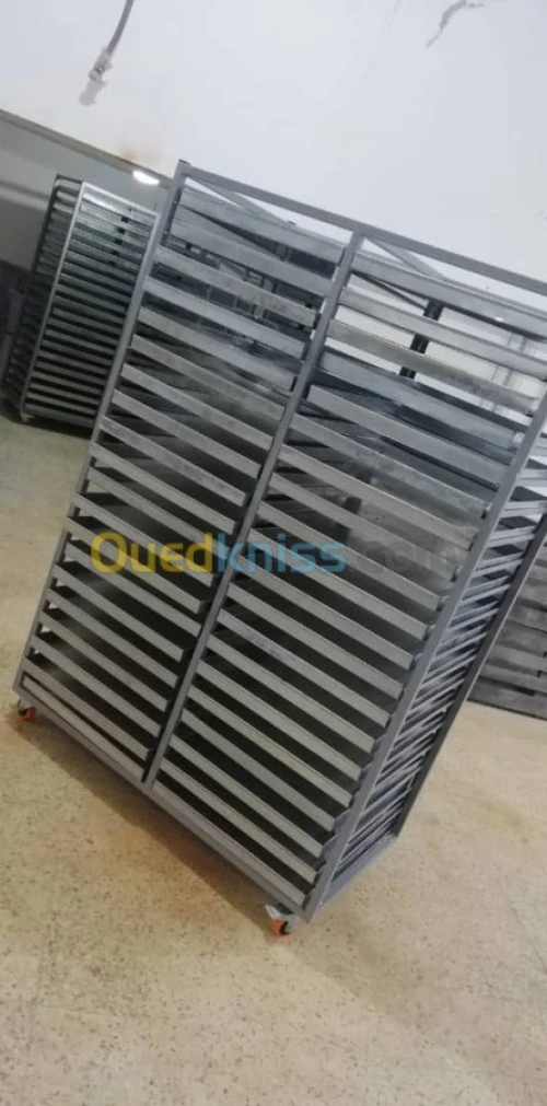 chariot avec plateau