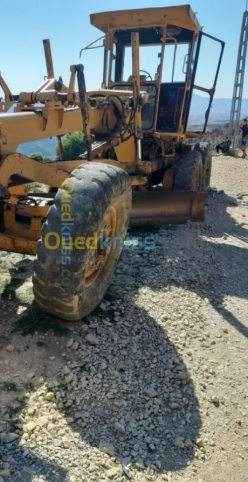  nivleuse komatsu505 nivleuse komatsu505