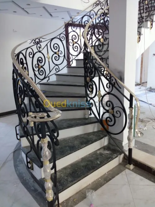 Rampe d’escalier en laiton massif 