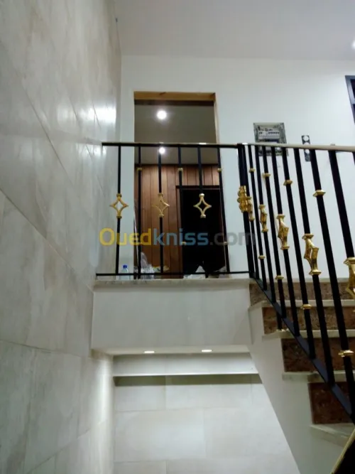 Rampe d’escalier en laiton massif 