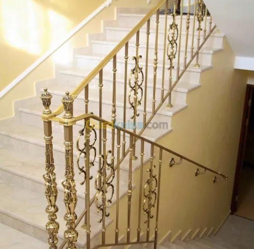Rampe d’escalier en laiton massif 
