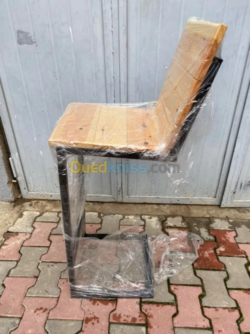 Ensemble Meuble Caisse avec Chaise 