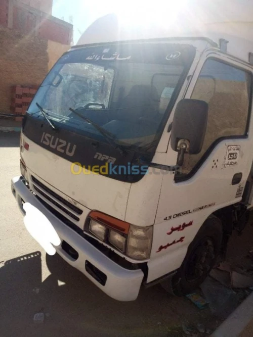 Isuzu 4 sfere 