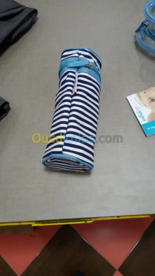 couture en tissu, cuir et chaussure