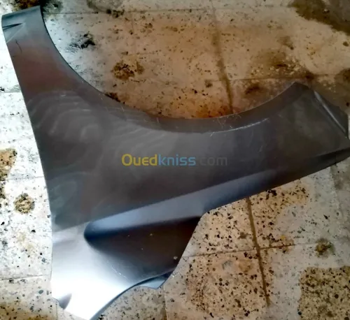 Carrosserie kia cerato 2011