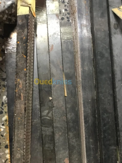 Machine de papier hygiénique 