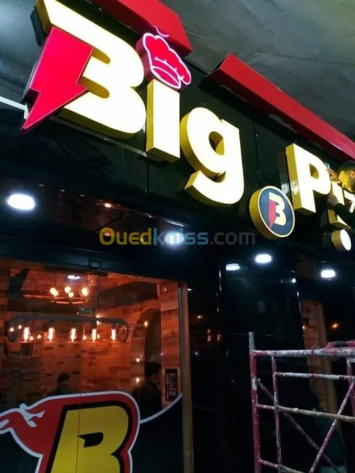 fabrication des panneaux publicitaires